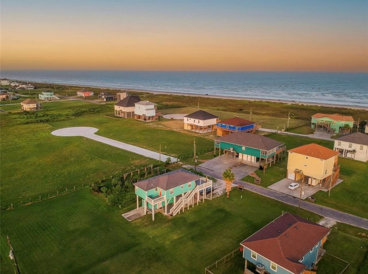 Real estate property located at 159 Ocean View, Galveston, Van Nordstrand, Crystal Beach, TX, US