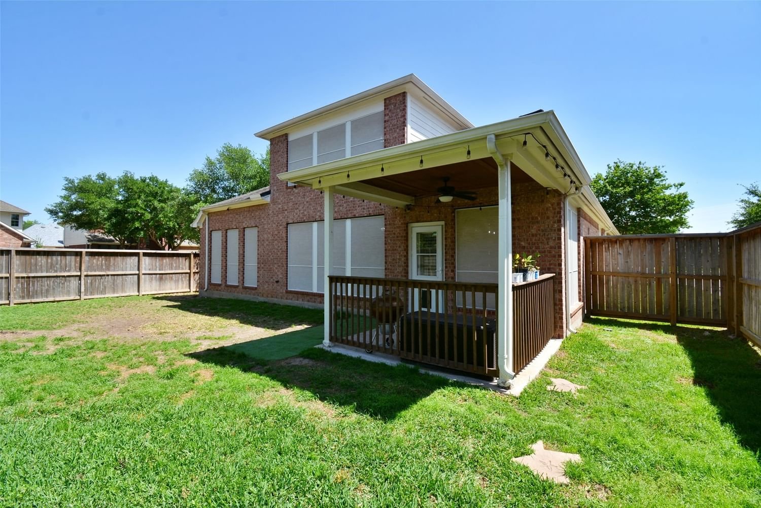 Real estate property located at 9711 Overbrook Terrace, Fort Bend, Cinco Ranch Southwest, Katy, TX, US