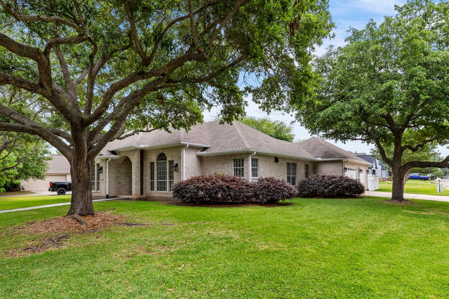 Real estate property located at 5325 Lakeshore, Montgomery, Seven Coves 01, Willis, TX, US