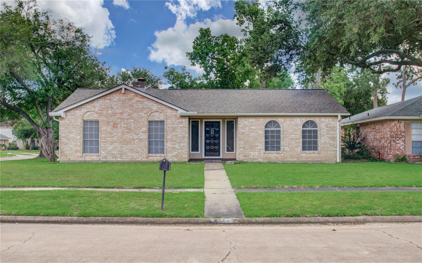 Real estate property located at 22103 Hockaday, Harris, Katy, TX, US