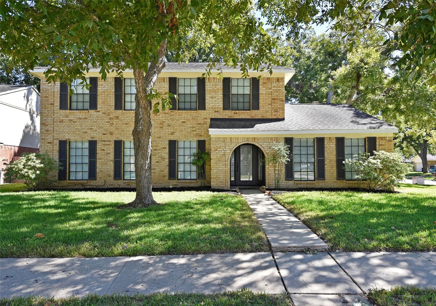 Real estate property located at 1202 Mayweather, Fort Bend, The Grove Sec 3, Richmond, TX, US