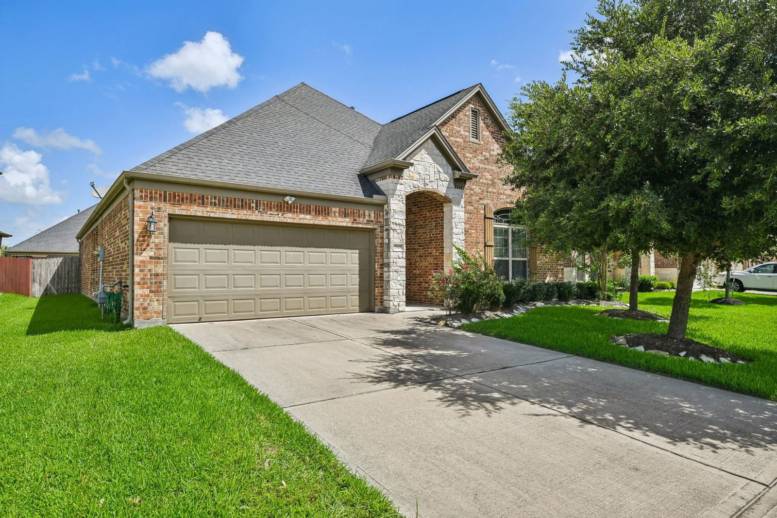 Real estate property located at 2926 Canoe Birch, Fort Bend, Briarwood Crossing Sec 3, Rosenberg, TX, US