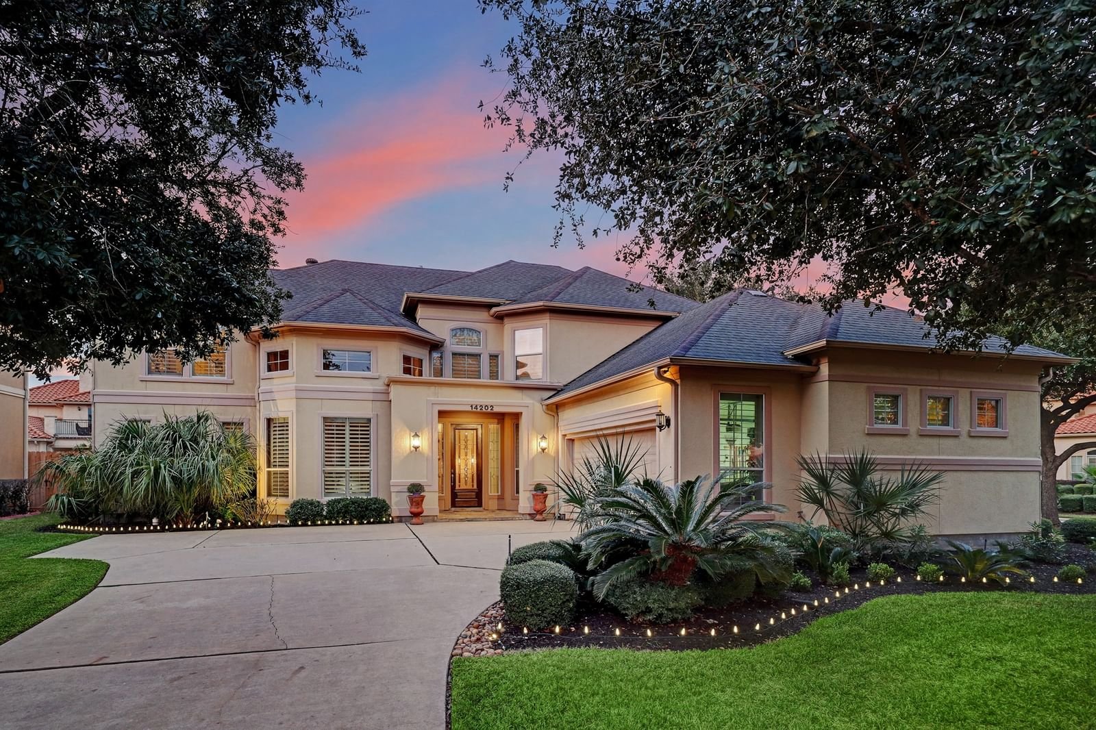 Real estate property located at 14202 QUIET BLUFF, Harris, LAKES OF PARKWAY, Houston, TX, US