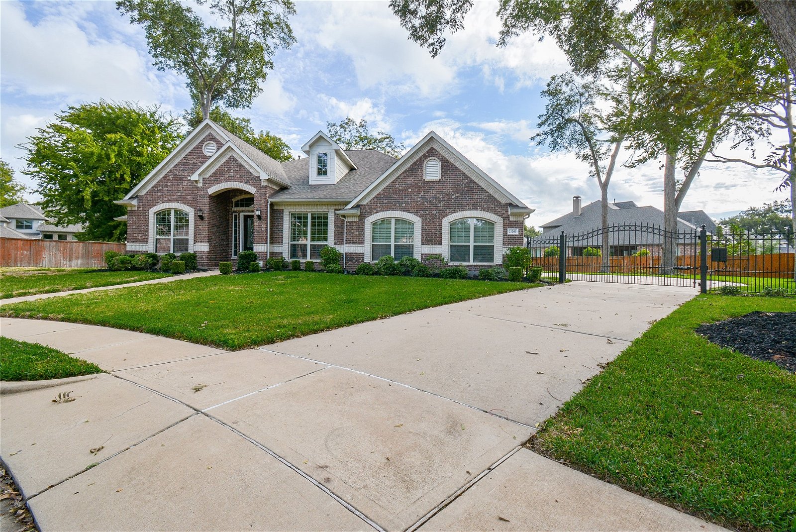 Real estate property located at 21203 Laywood, Fort Bend, Richmond, TX, US
