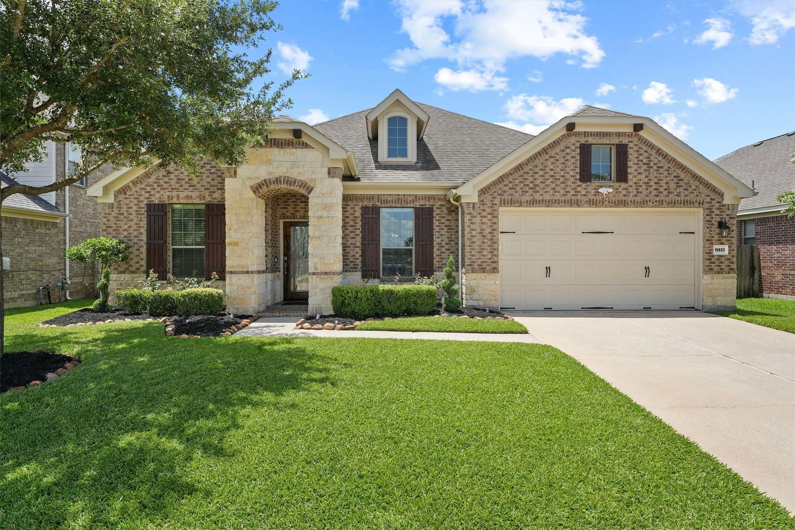 Real estate property located at 19823 Geneva Fields, Harris, Cypress Lndg East Sec 2, Cypress, TX, US