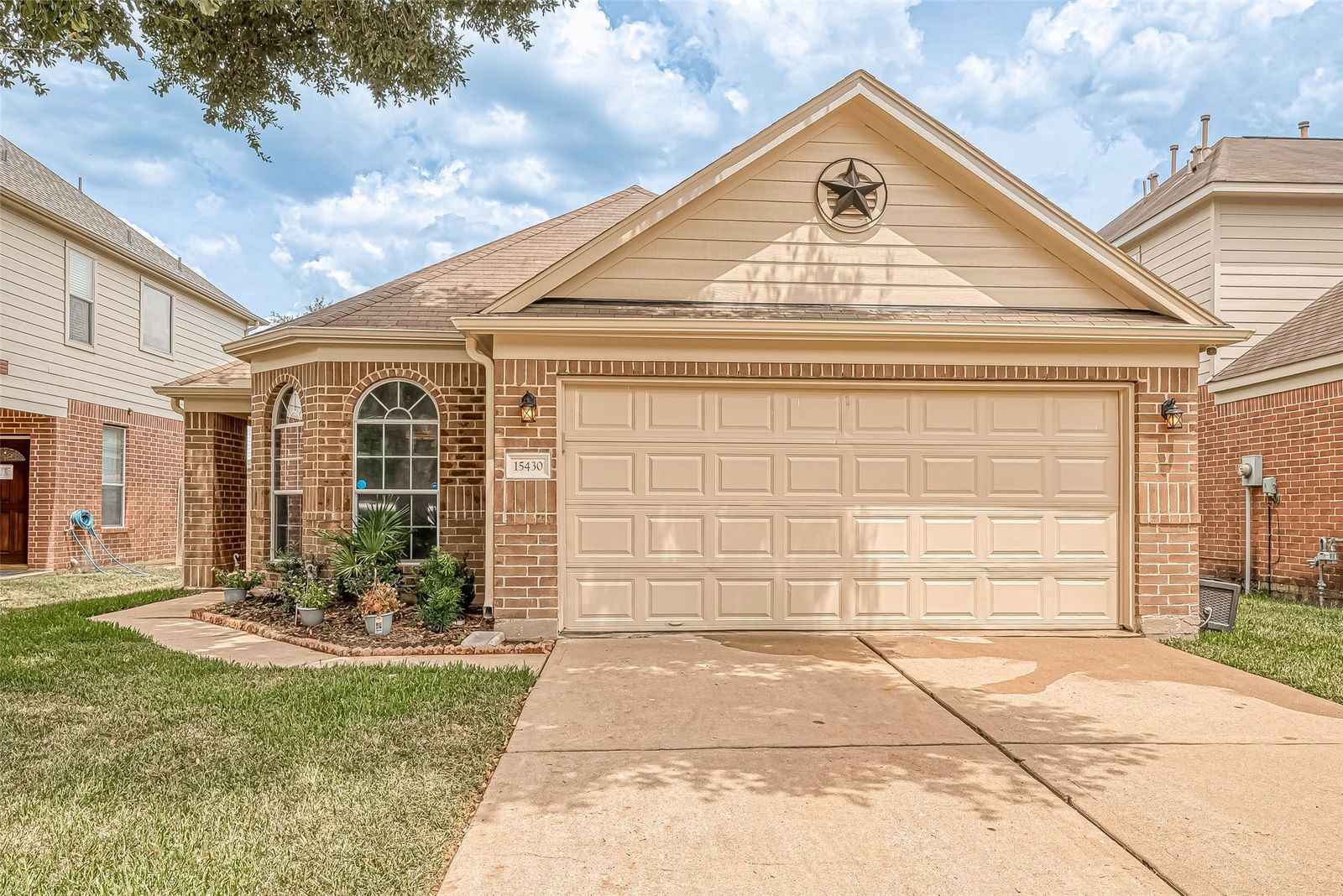 Real estate property located at 15430 Fir Woods, Harris, Villages of Cypress Lakes, Cypress, TX, US