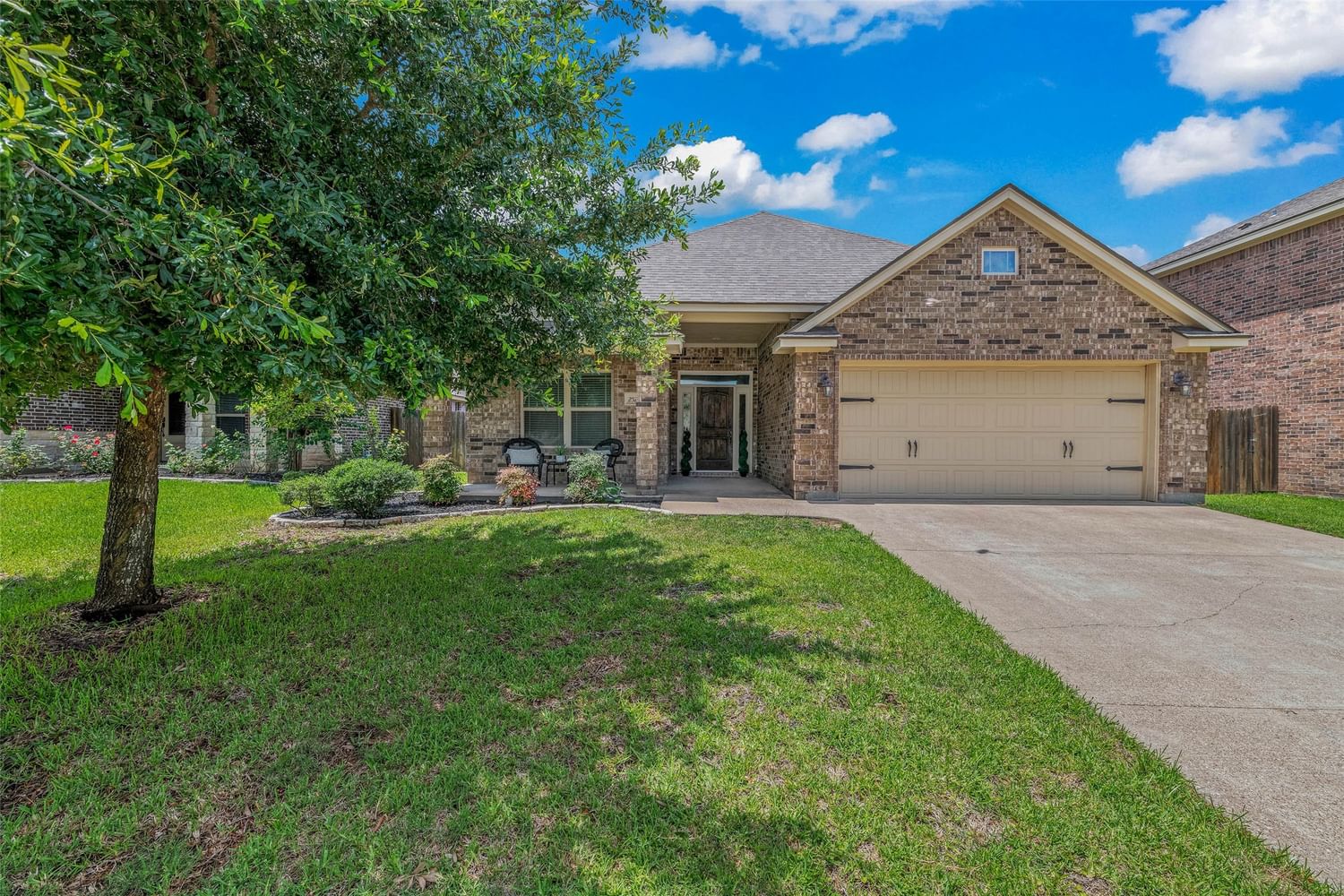 Real estate property located at 2524 Warkworth, Brazos, Castlegate ll, College Station, TX, US