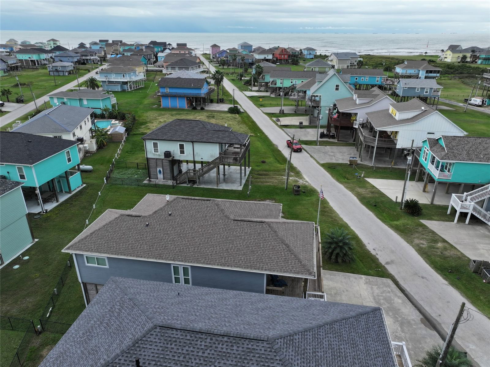 Real estate property located at 968 Driftwood, Galveston, Tidelands, Crystal Beach, TX, US