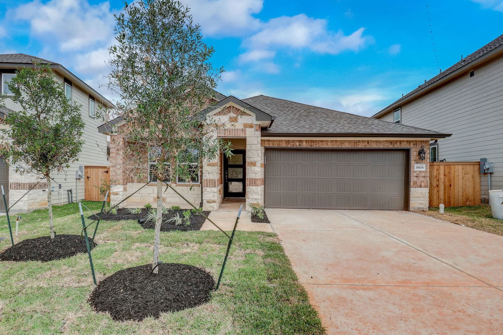 Real estate property located at 38606 Railway, Montgomery, Magnolia Place, Magnolia, TX, US