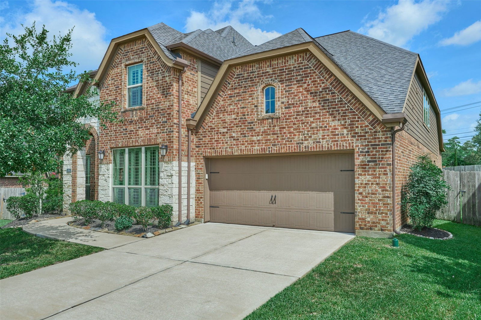 Real estate property located at 146 Meadow Run Drive, Montgomery, Conroe, TX, US