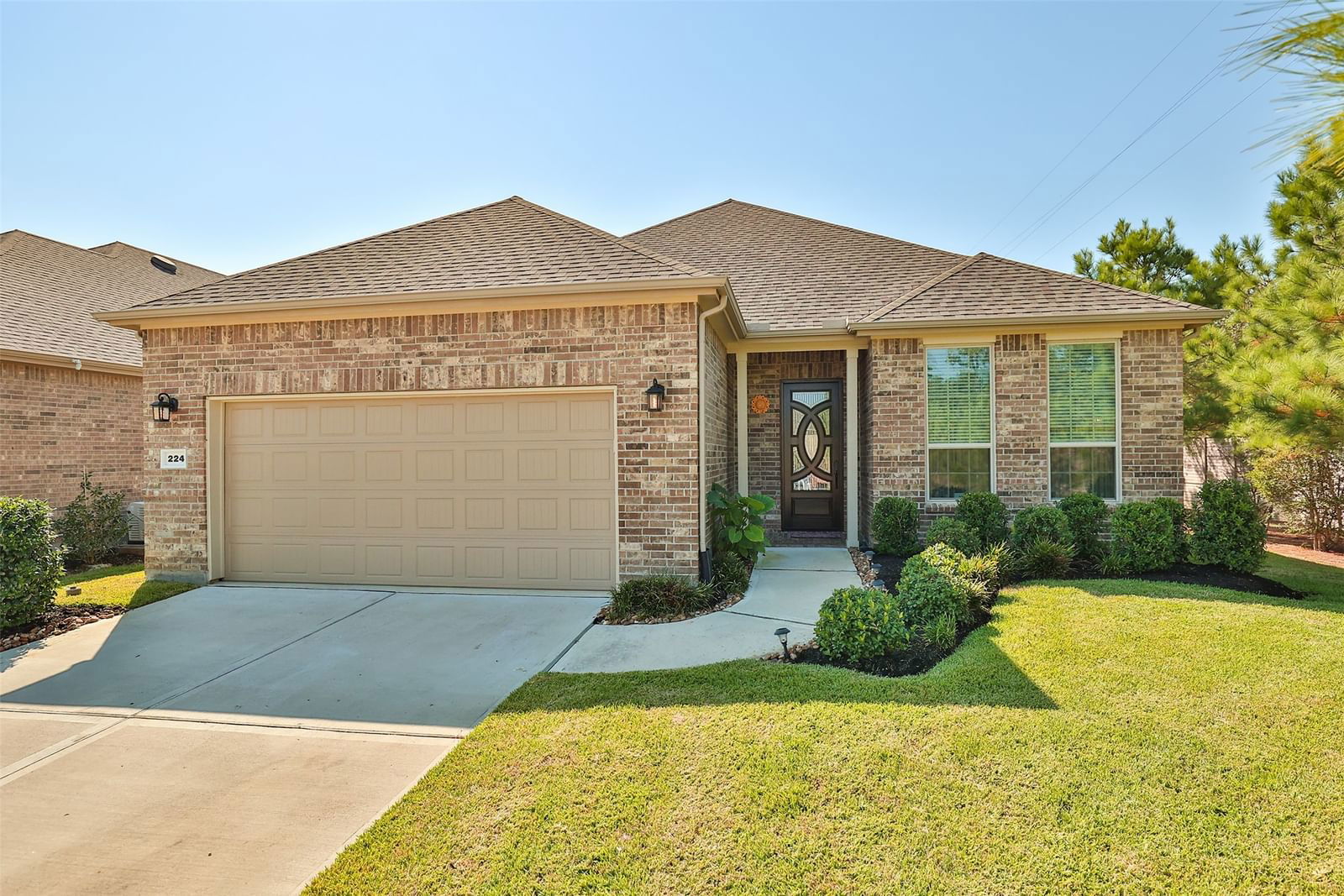 Real estate property located at 224 Spotted Saddle, Montgomery, Del Webb The Woodlands 03, Spring, TX, US