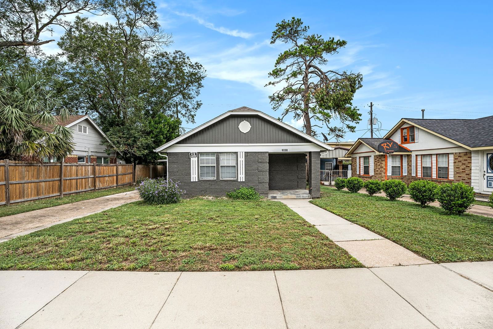 Real estate property located at 2623 Oakcliff, Harris, Riverview, Houston, TX, US