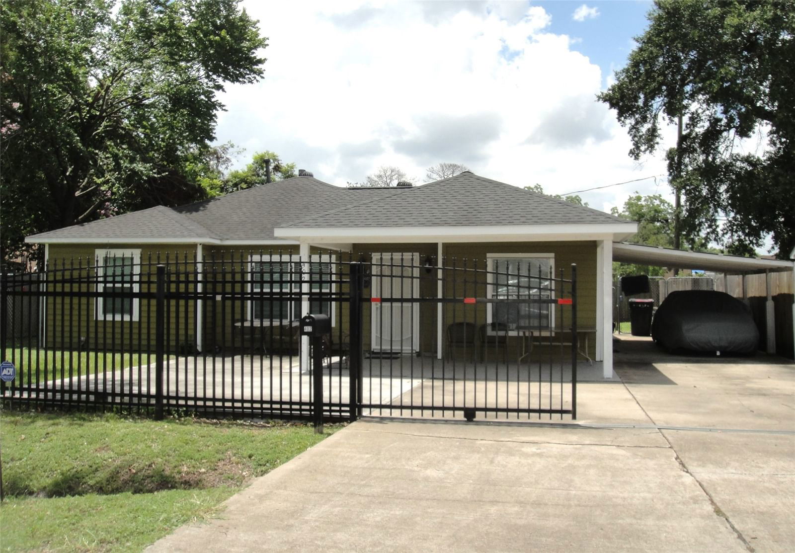 Real estate property located at 402 Twin Oaks, Harris, Hawthorne Place Sec 02, Houston, TX, US