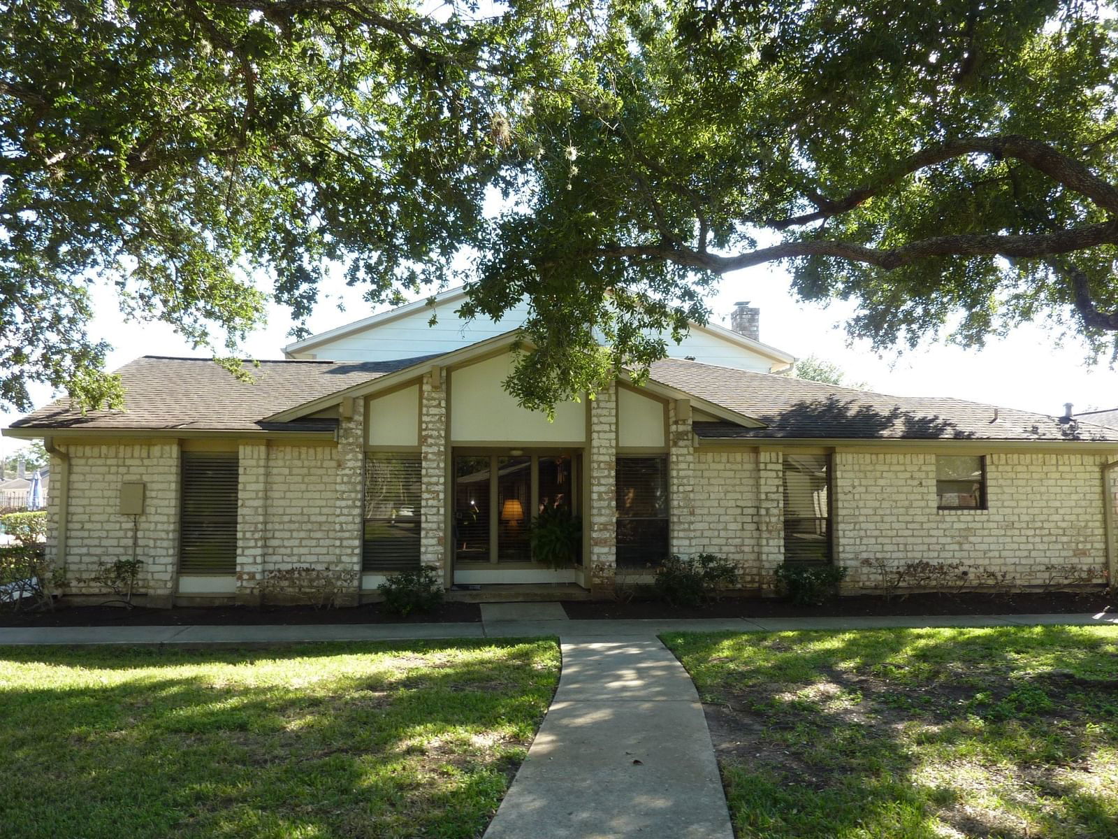 Real estate property located at 34 Pinehurst, Fort Bend, Quail Village Twnhs, Missouri City, TX, US