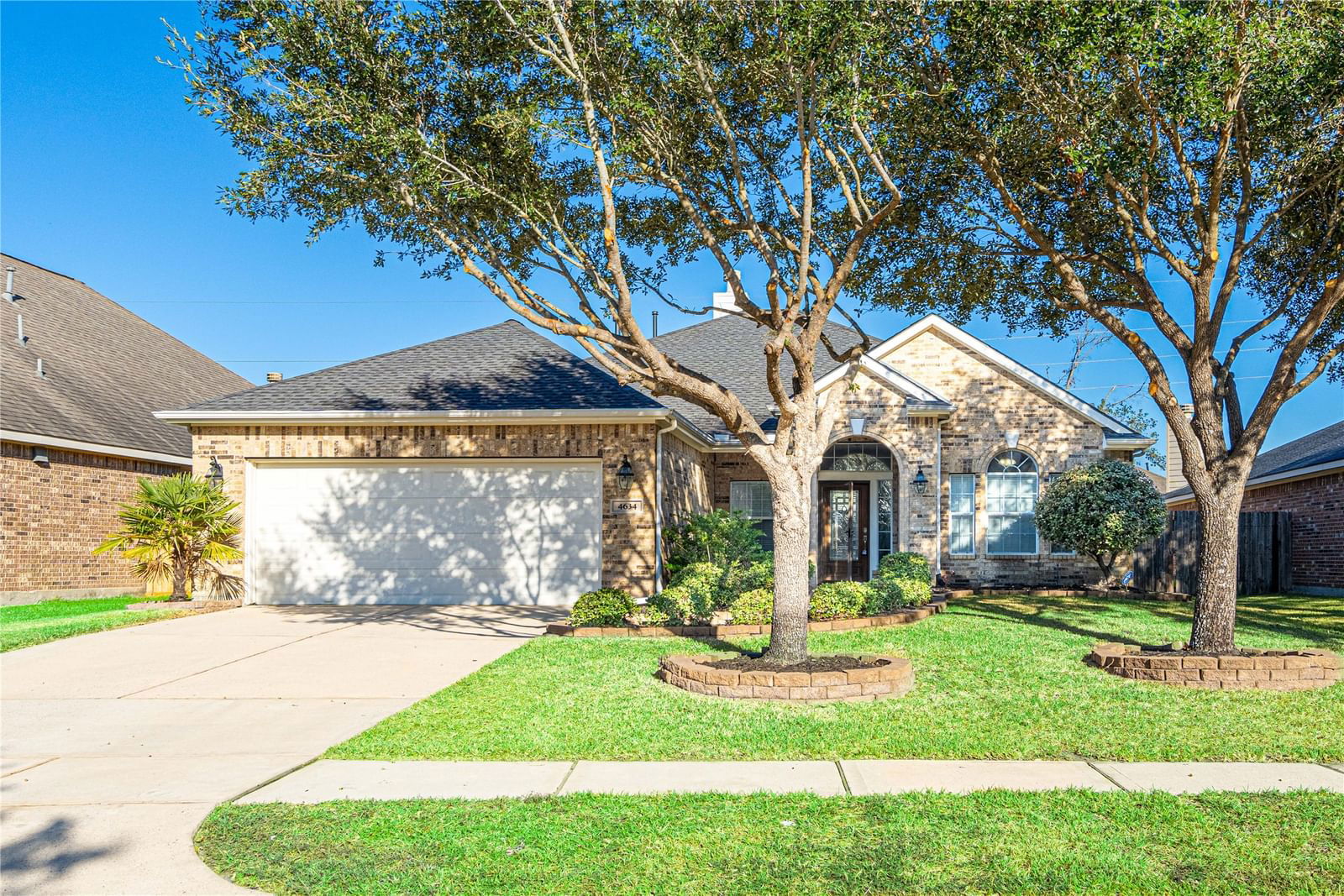 Real estate property located at 4634 Countrypines, Harris, Country Lake Estates Sec 02, Spring, TX, US