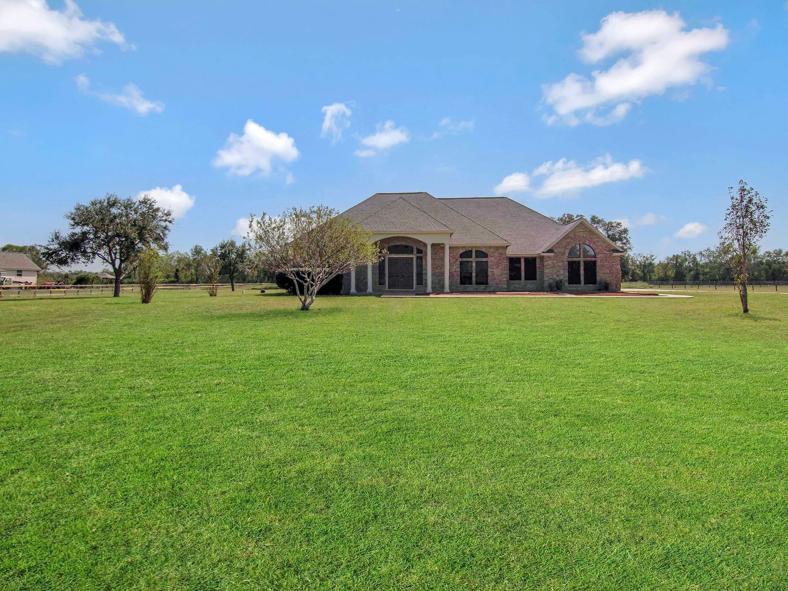 Real estate property located at 20111 Fm 523, Brazoria, Antique Rose, Angleton, TX, US