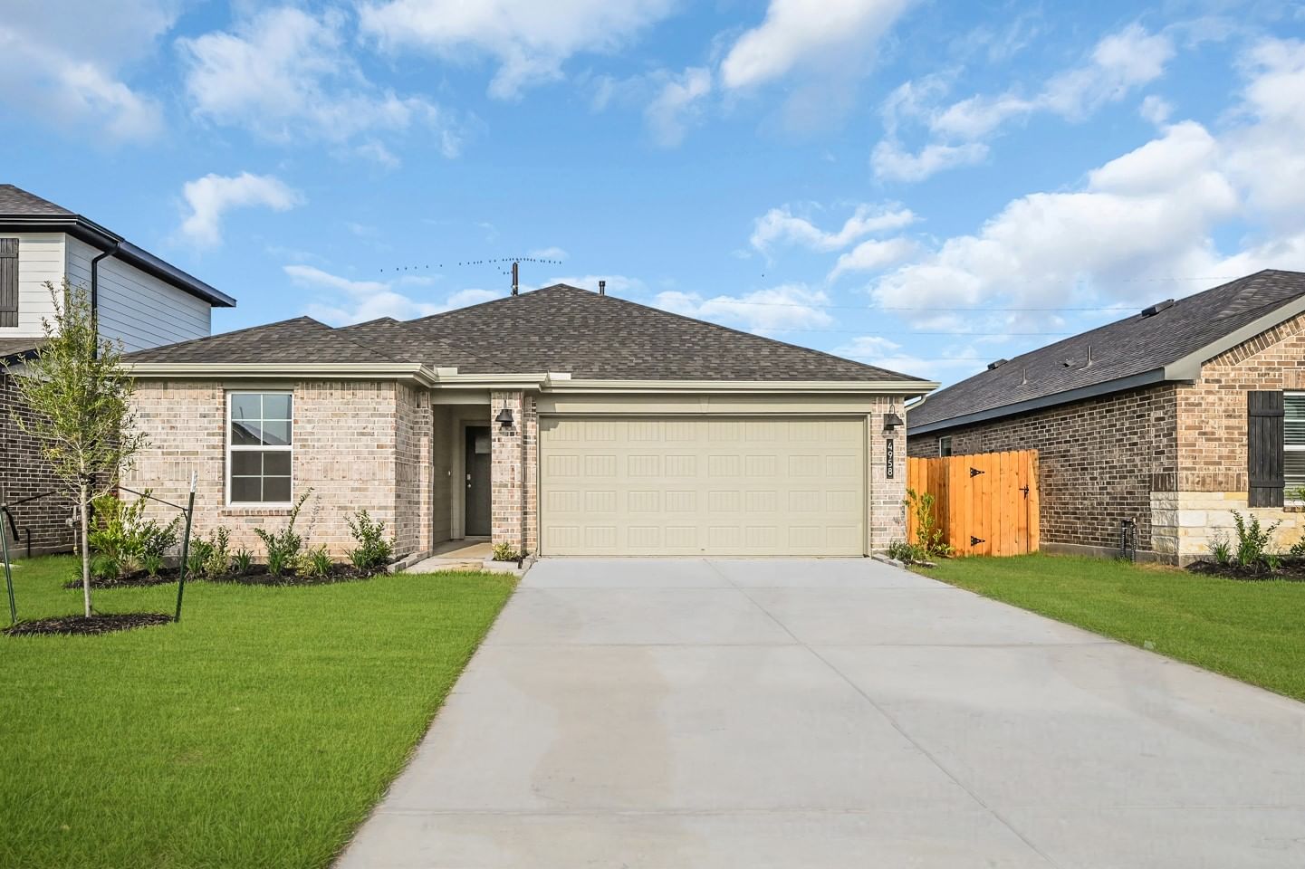 Real estate property located at 1114 Vista Pointe Dr, Fort Bend, Post Oak Pointe, Fresno, TX, US