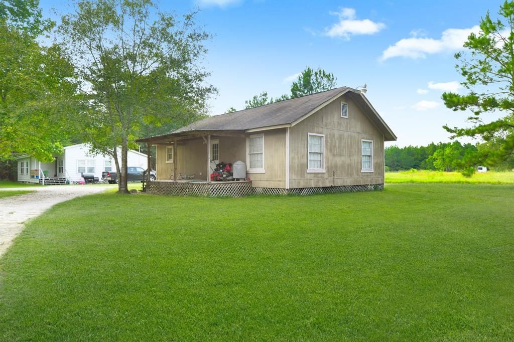 Real estate property located at 2405-2407 County Road 2235, Liberty, Tarkington Lake Estates I, Cleveland, TX, US