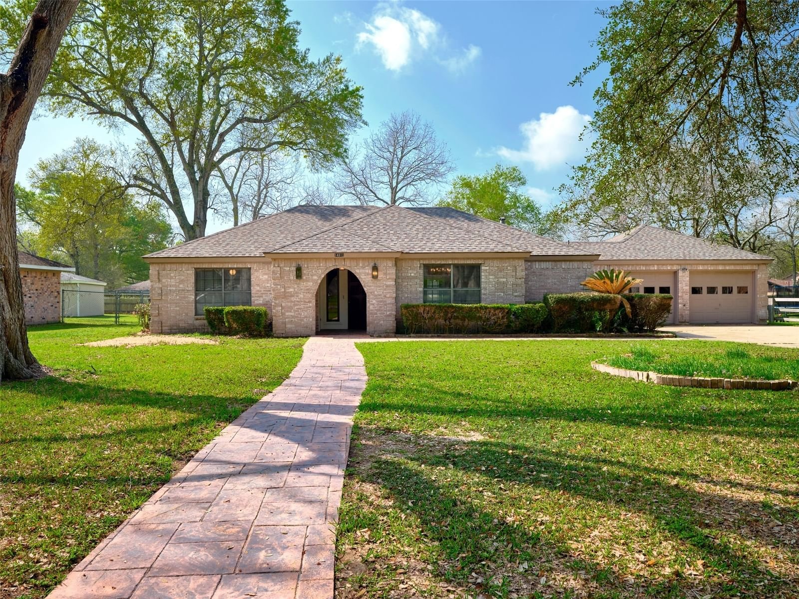 Real estate property located at 14811 River Oaks, Wharton, Bernard Timbers, East Bernard, TX, US