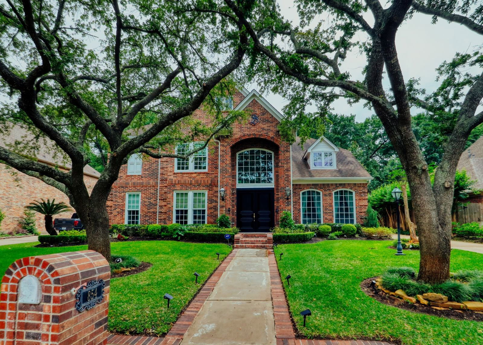 Real estate property located at 854 Plainwood, Harris, Memorial Thicket Sec 03, Houston, TX, US