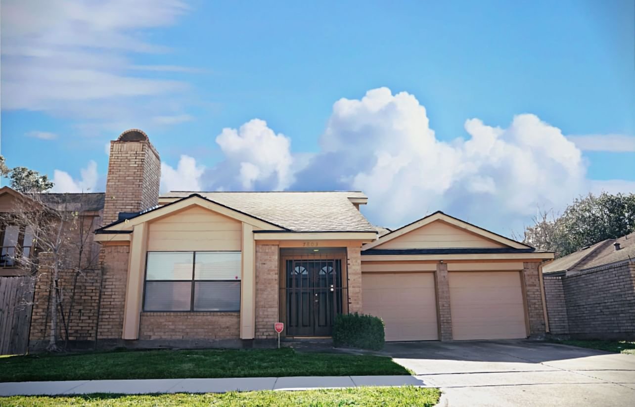 Real estate property located at 7803 Royan, Harris, Fonmeadow, Houston, TX, US