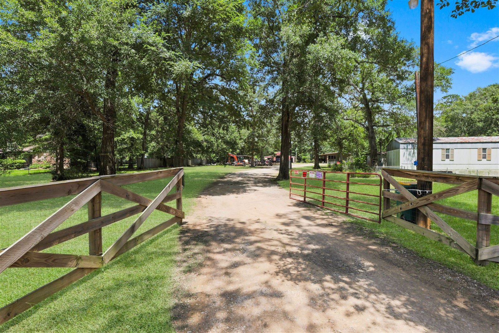 Real estate property located at 1408 Shellee, Montgomery, Crystal Creek Forest, Conroe, TX, US