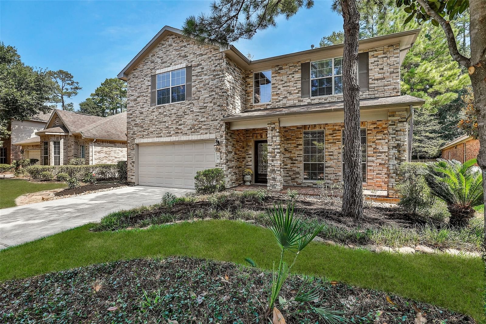 Real estate property located at 26 Colewood, Montgomery, The Woodlands, TX, US