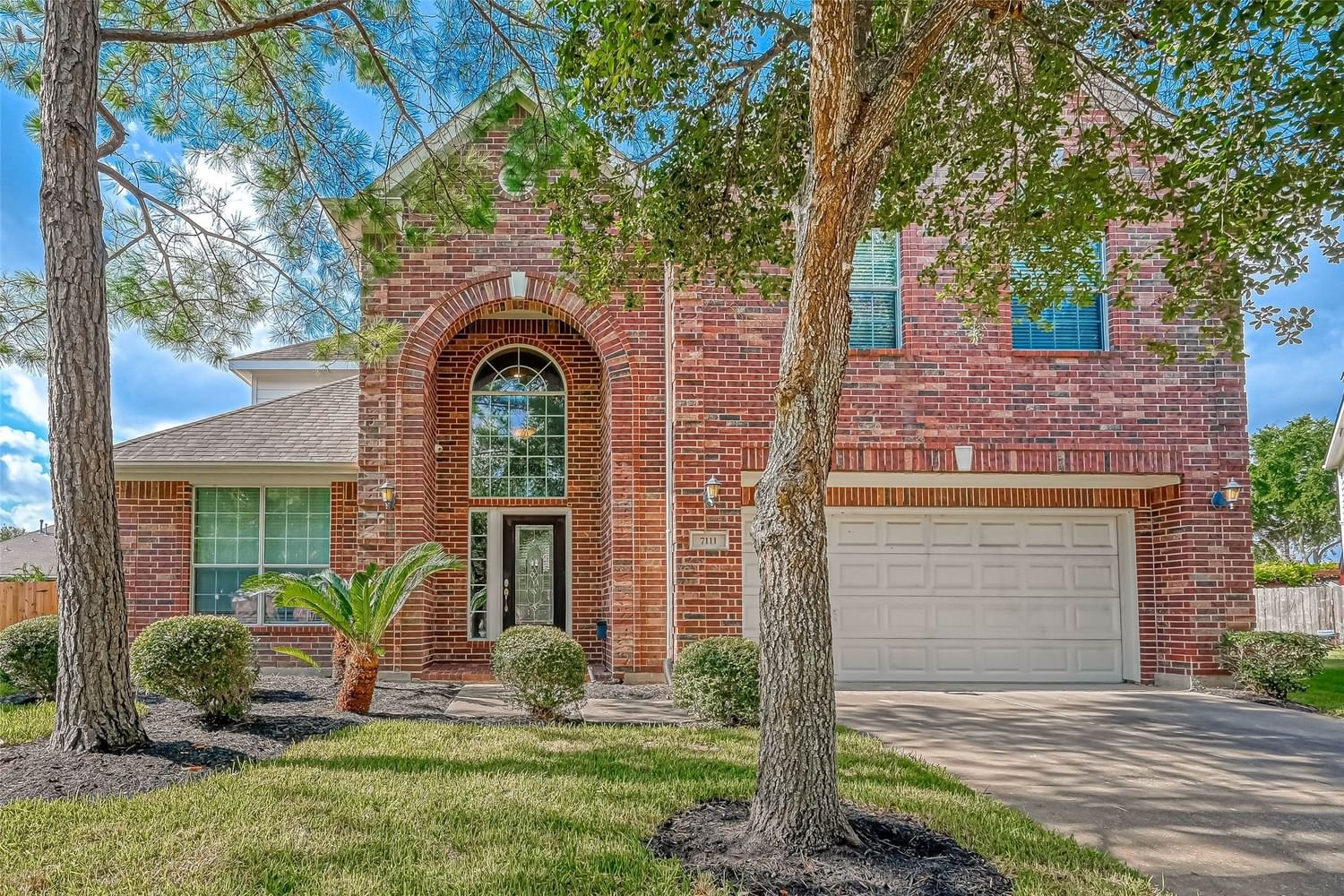 Real estate property located at 7111 Dove Hollow, Fort Bend, Lakemont Sec 13, Richmond, TX, US