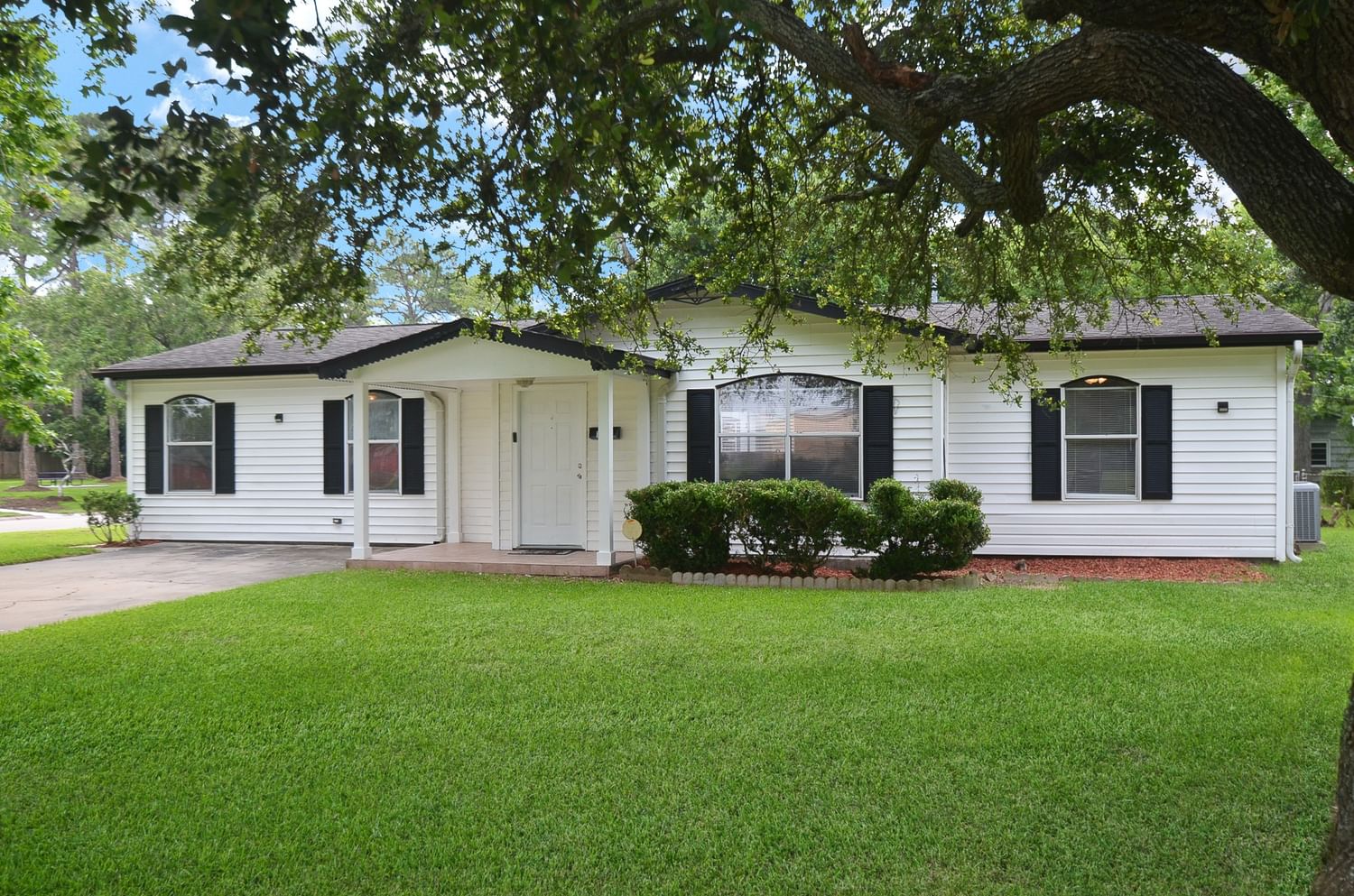 Real estate property located at 1301 Melody, Galveston, Westlawn, La Marque, TX, US