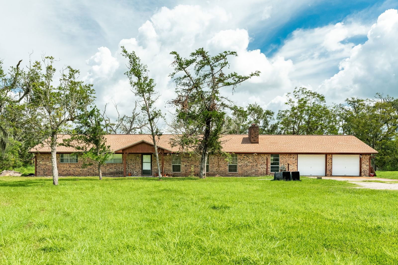 Real estate property located at 5084 Fm 2611, Brazoria, San Bernard T/S Co SD, Brazoria, TX, US