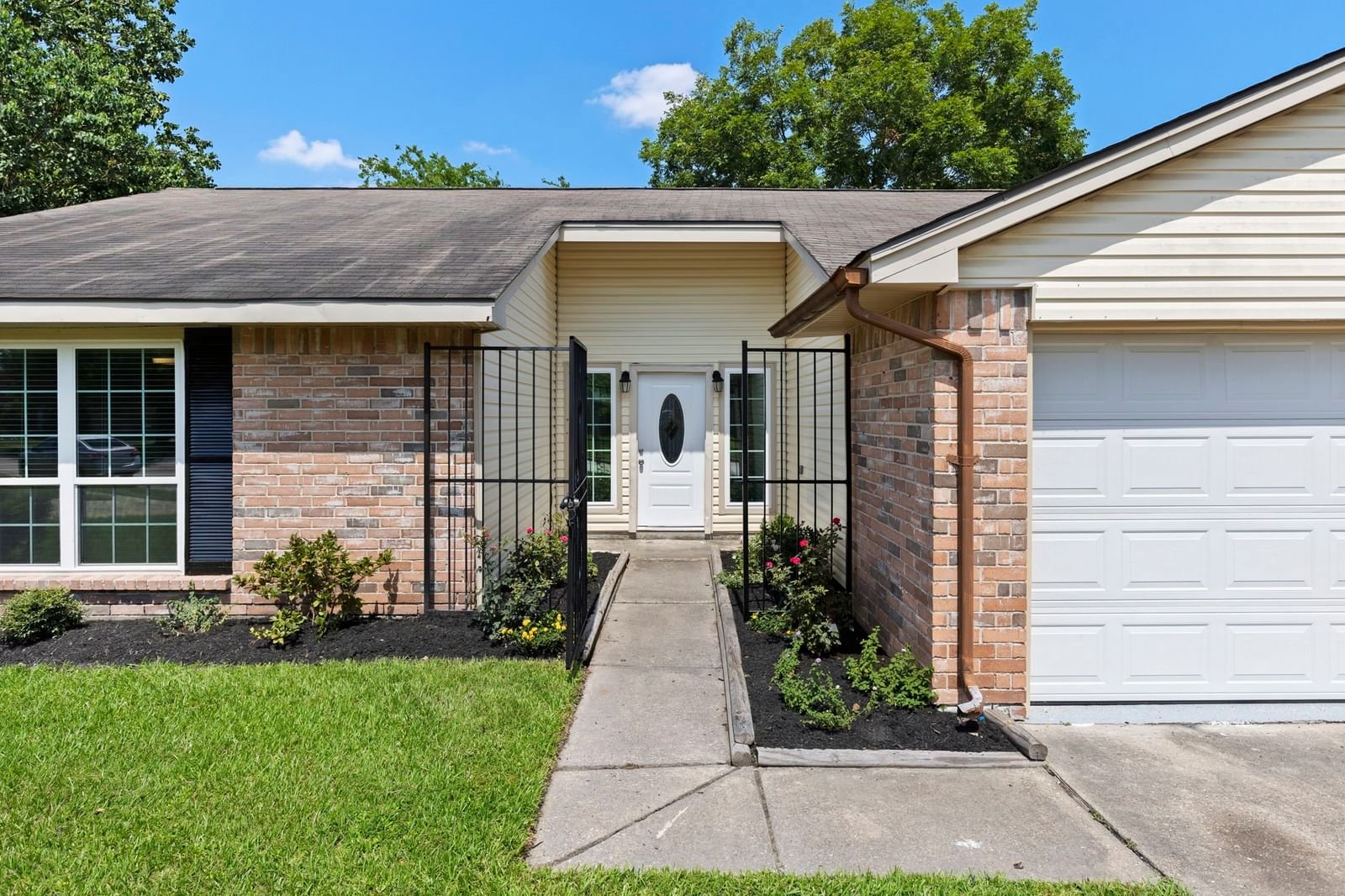 Real estate property located at 11718 Sawmill Stream, Harris, Houston, TX, US