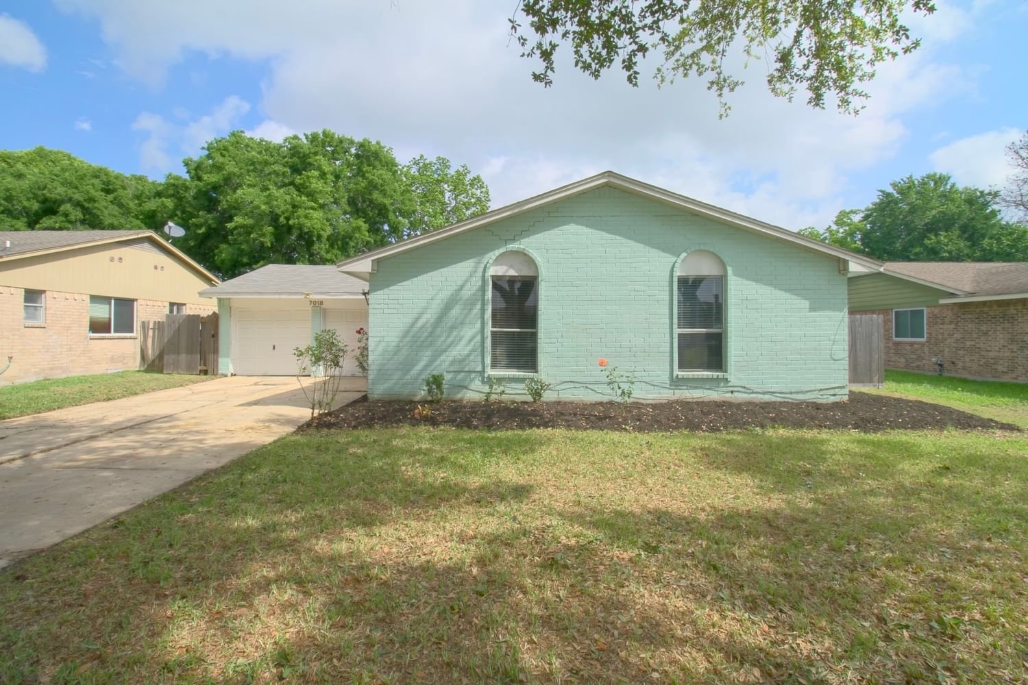 Real estate property located at 7018 Rockergate, Fort Bend, Briargate Sec 6, Houston, TX, US