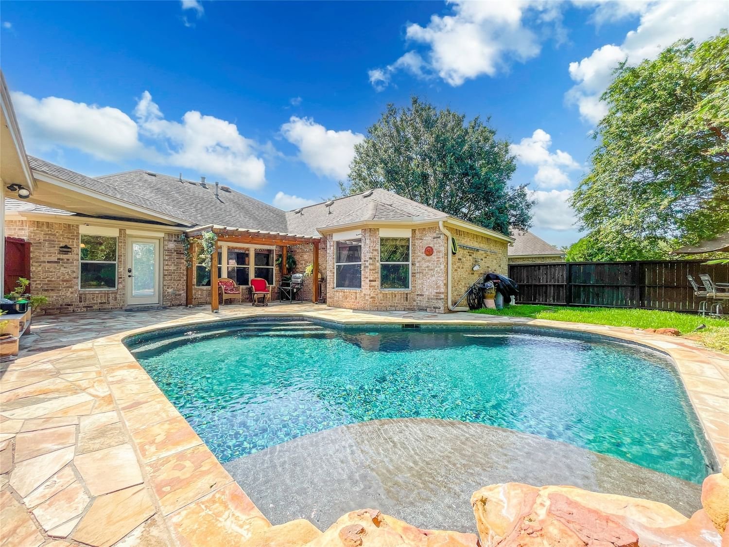 Real estate property located at 11309 Enclave Lake, Brazoria, Pearland, TX, US