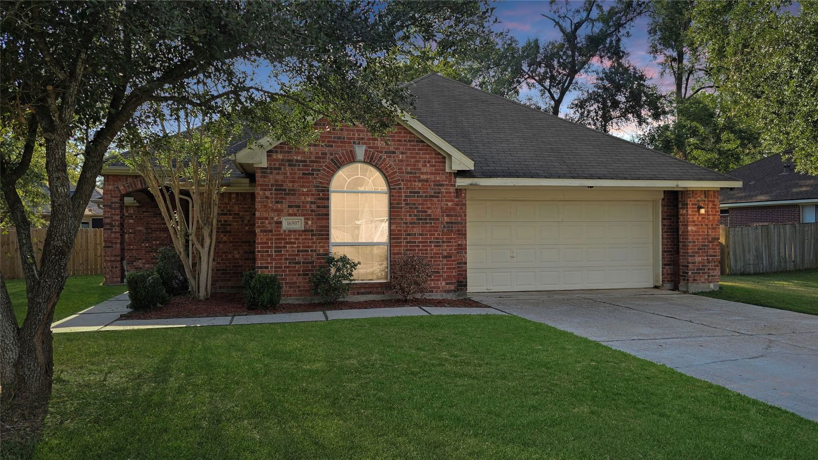 Real estate property located at 16507 Mediterranean, Harris, Newport Sec 01, Crosby, TX, US