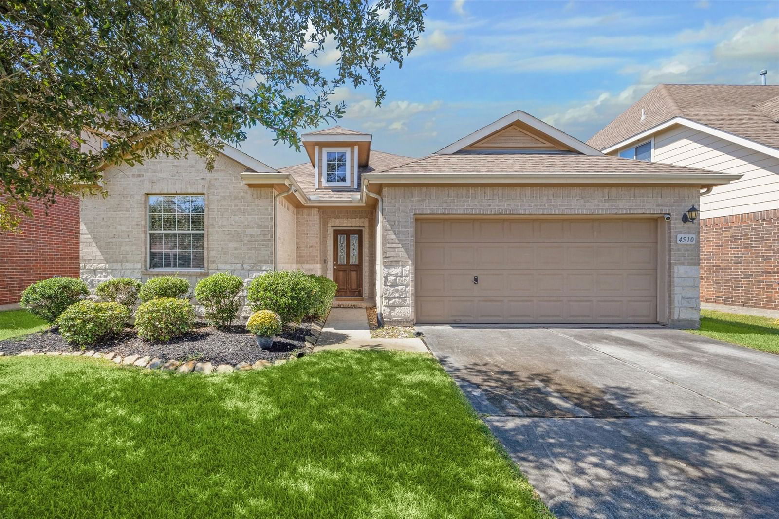 Real estate property located at 4510 Meadow, Harris, East Mdw Final, Deer Park, TX, US