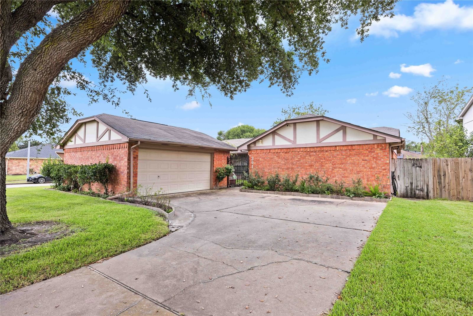 Real estate property located at 3618 Macon Place, Harris, Forestview Sec 02, Houston, TX, US