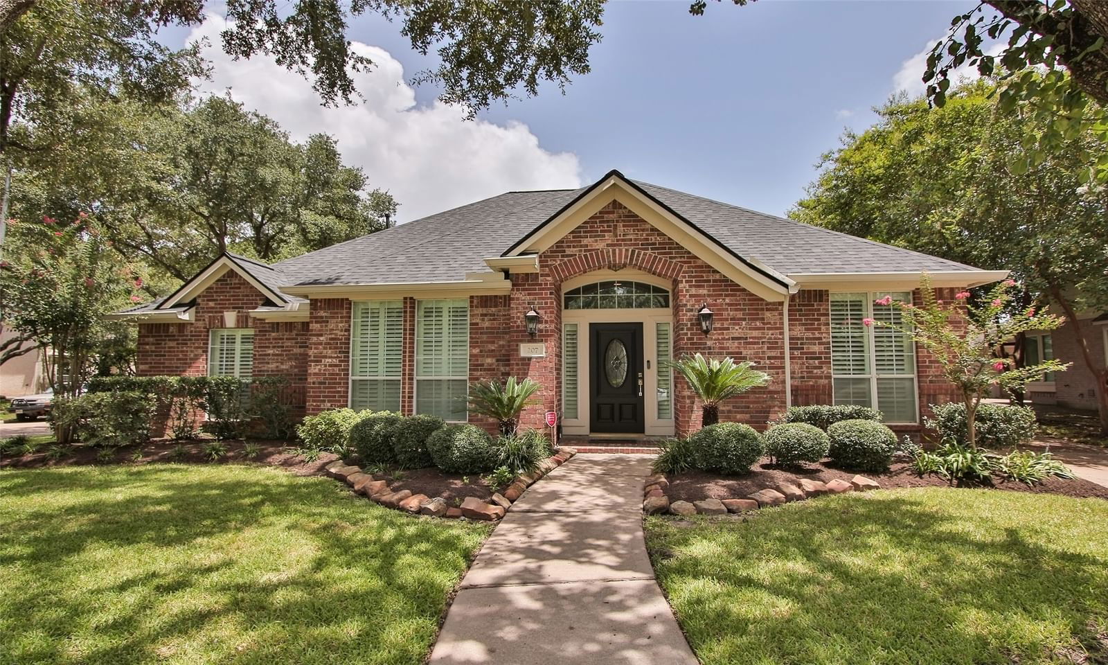 Real estate property located at 207 Wildmoor, Harris, Green Trails Park Sec 18, Houston, TX, US