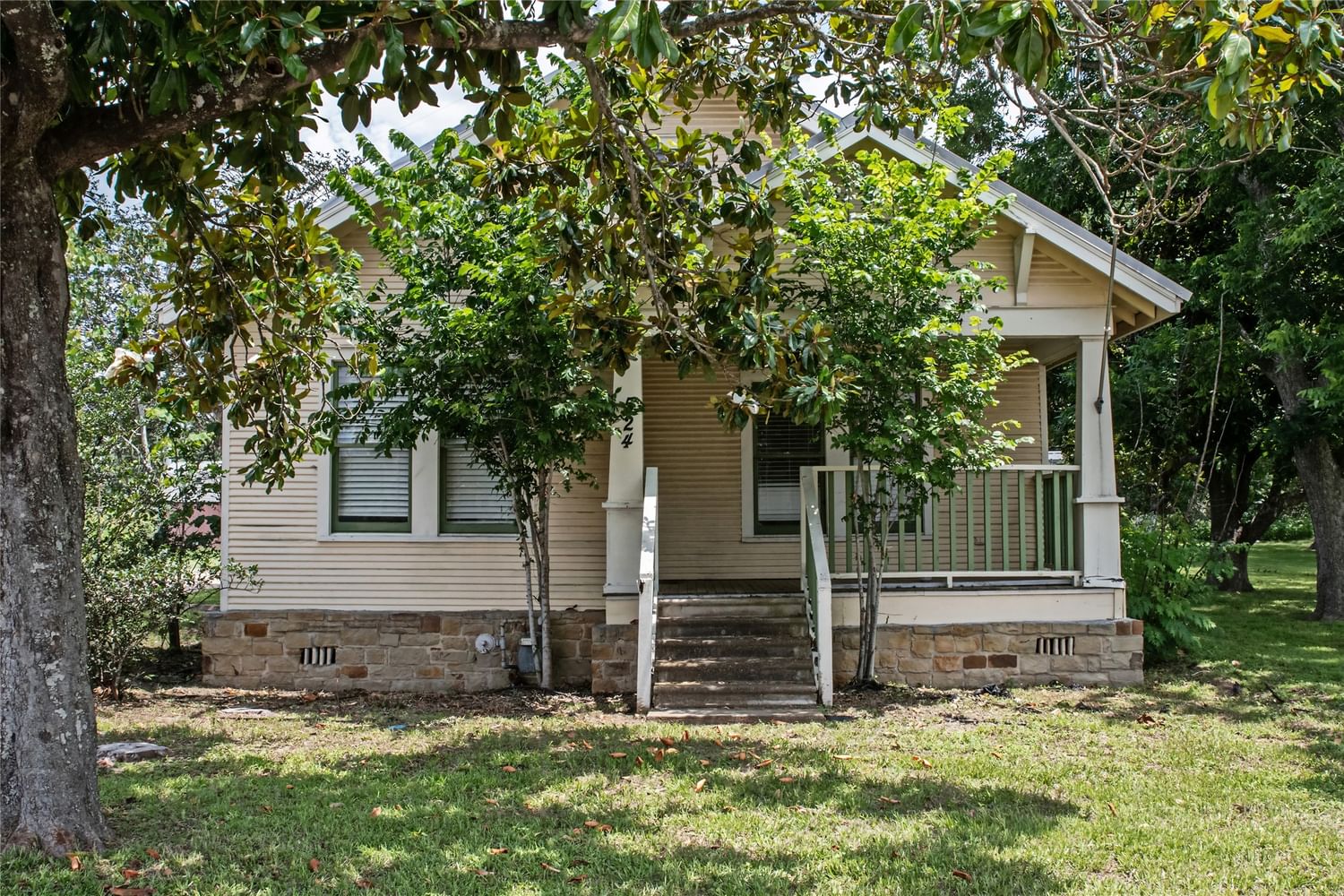 Real estate property located at 524 West Main, Austin, J Nichols, Bellville, TX, US