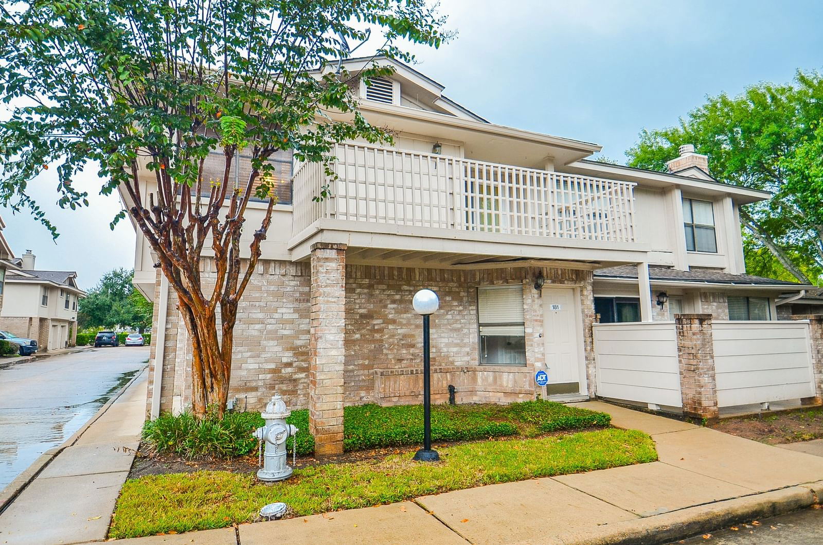 Real estate property located at 2711 Grants Lake #181, Fort Bend, Grants Lake Condo, Sugar Land, TX, US