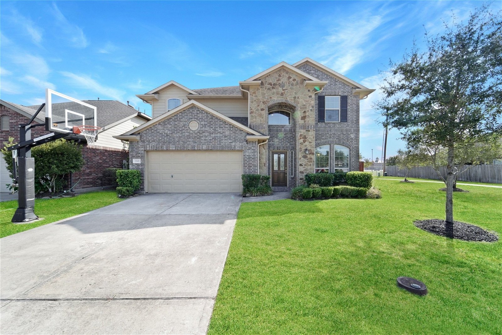 Real estate property located at 2301 Cantabria, Galveston, League City, TX, US