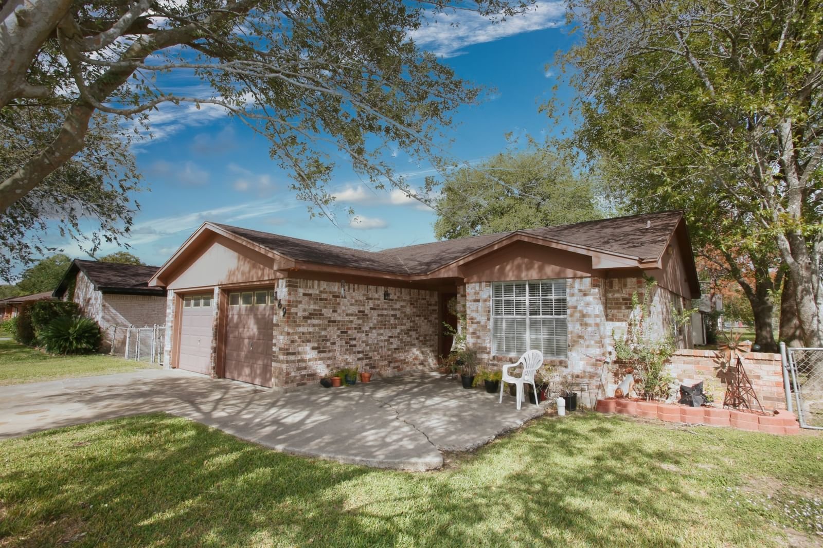 Real estate property located at 169 Houston, Brazoria, Country Estates, Angleton, TX, US