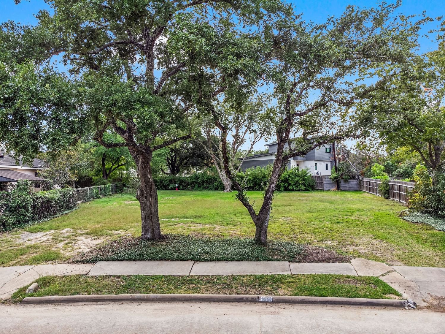 Real estate property located at 5135 Glenmeadow, Harris, Meyerland Sec 08 R/P I, Houston, TX, US