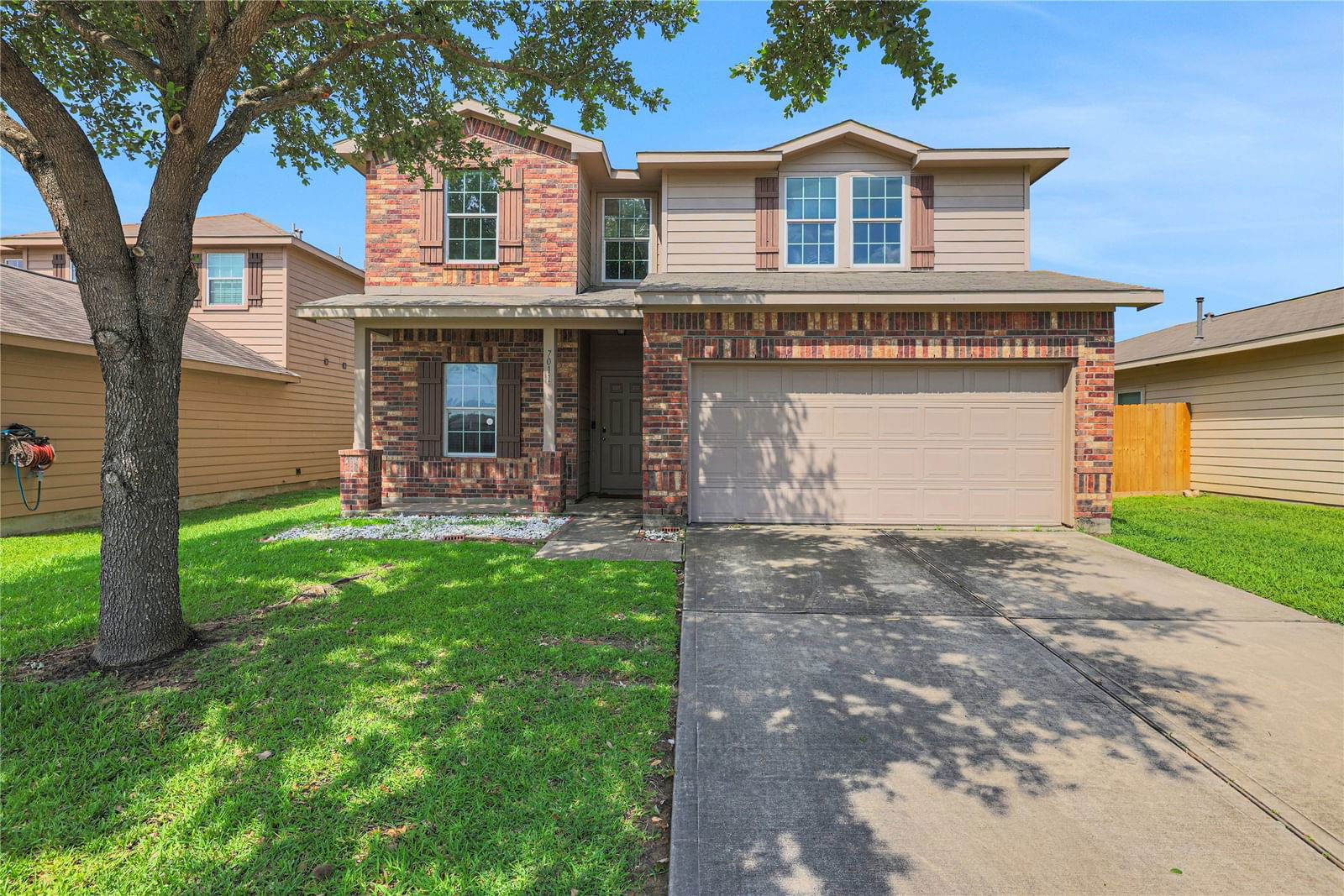 Real estate property located at 7011 Primrose, Harris, West Mdws Sec 01, Baytown, TX, US