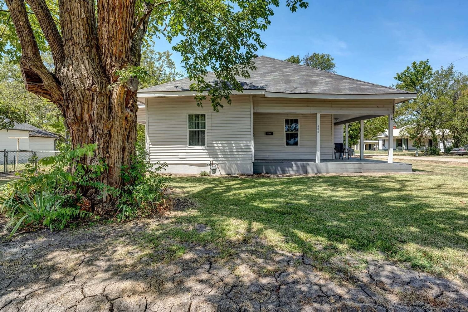 Real estate property located at 400 3rd, Delta, Cooper, TX, US