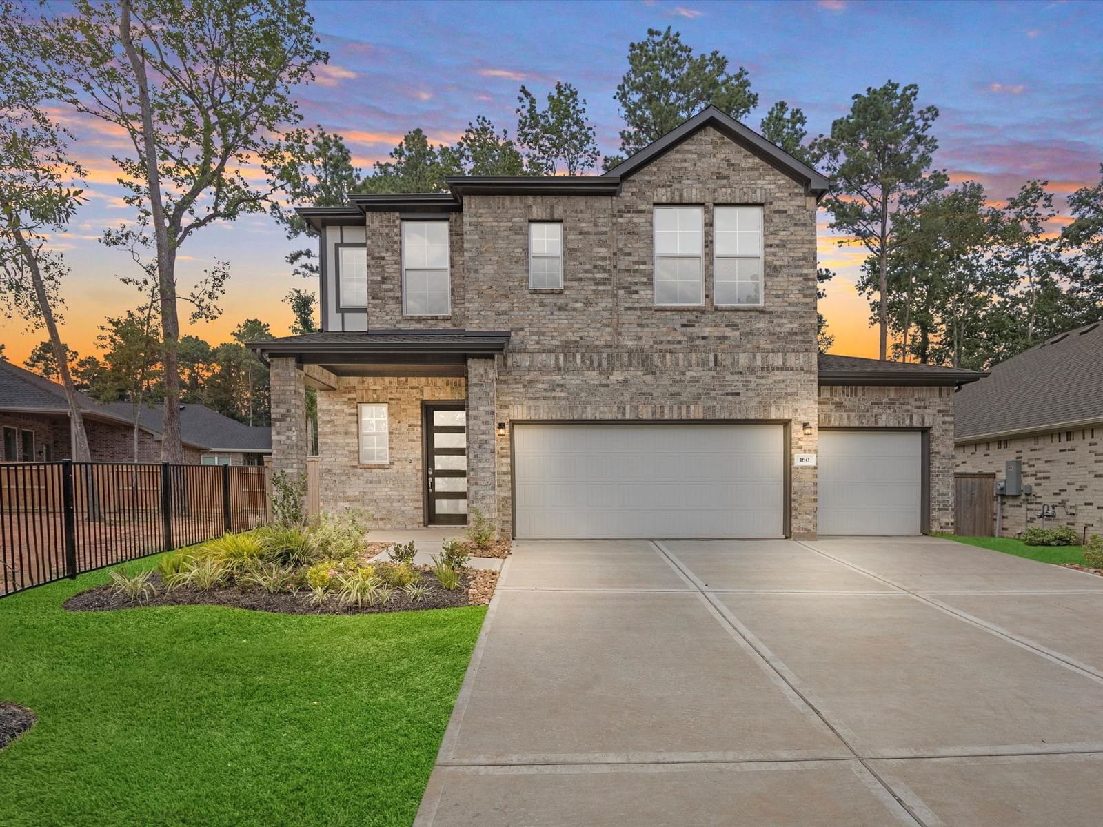 Real estate property located at 160 Alder Wood Terrace, Montgomery, The Woodlands Hills, Conroe, TX, US