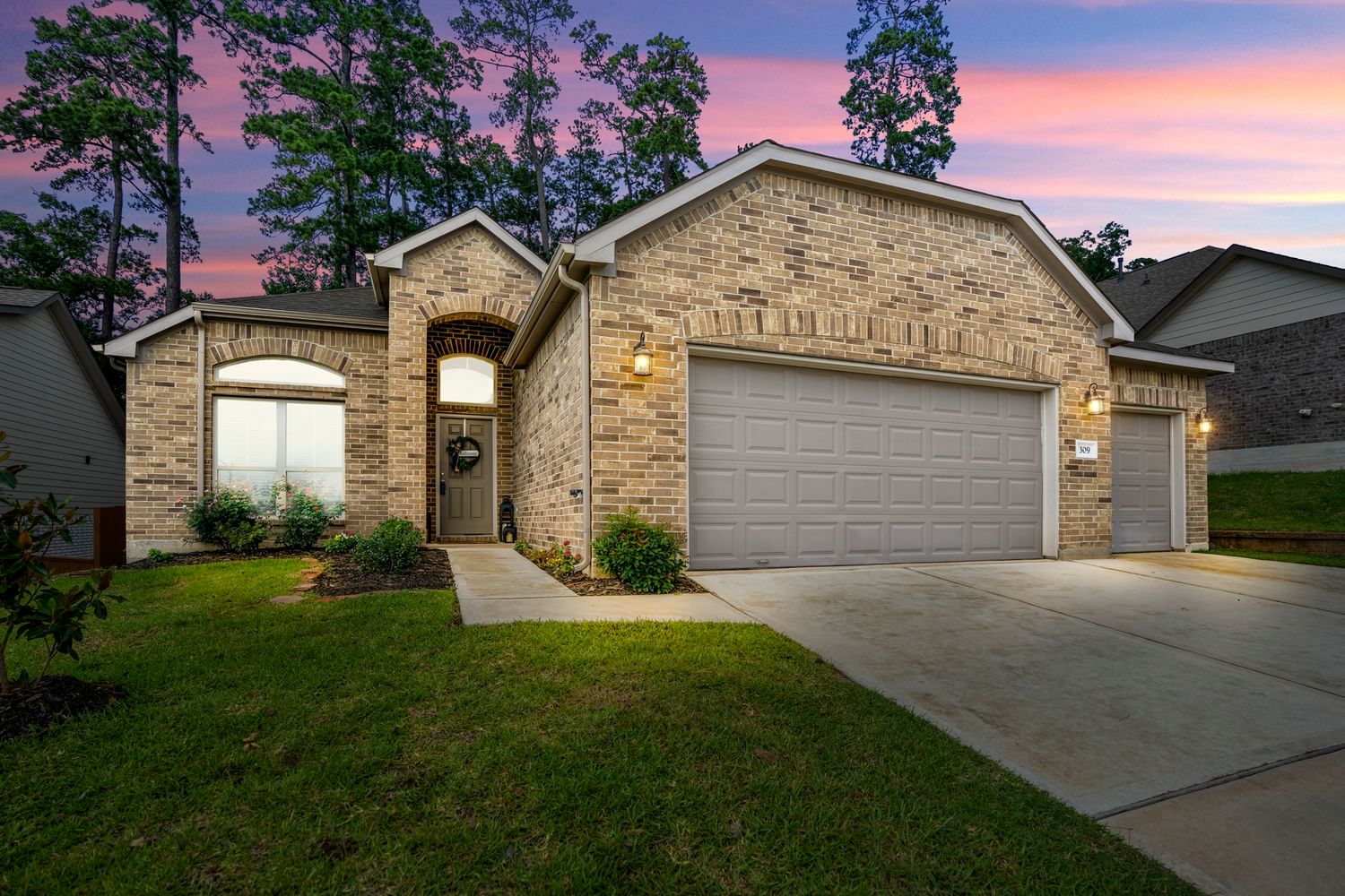 Real estate property located at 309 Black Walnut, Montgomery, Wedgewood Forest 02, Conroe, TX, US