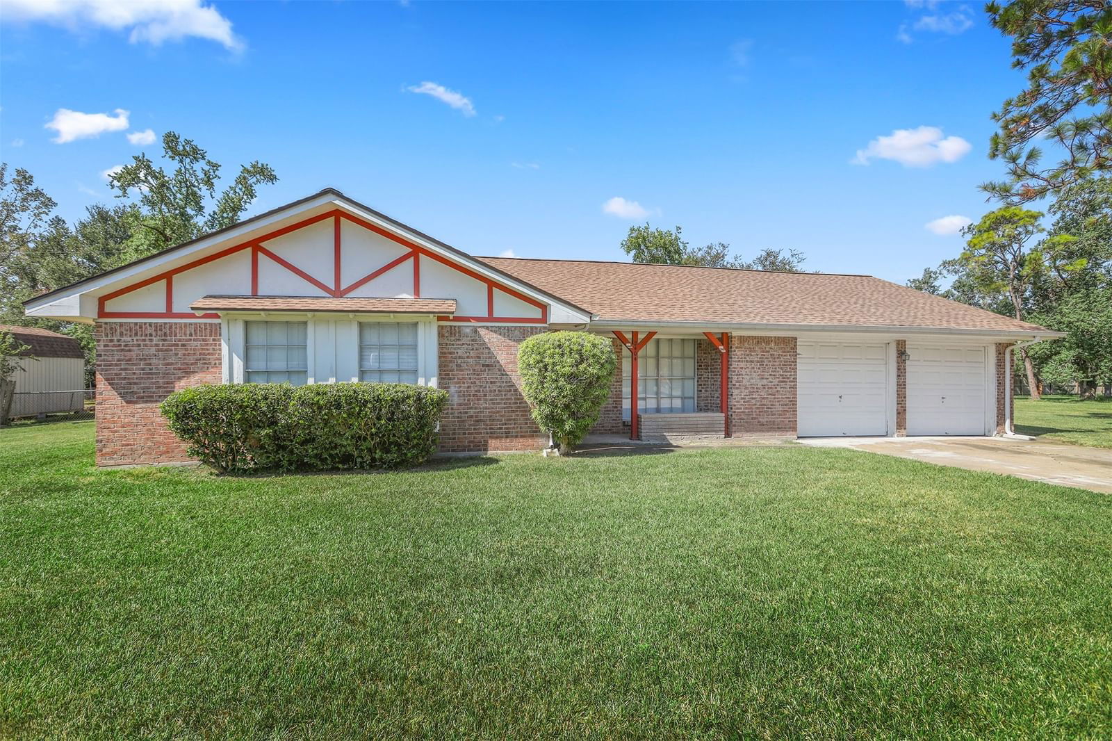 Real estate property located at 2404 Halbert, Brazoria, Mimosa Acres Pearland, Pearland, TX, US