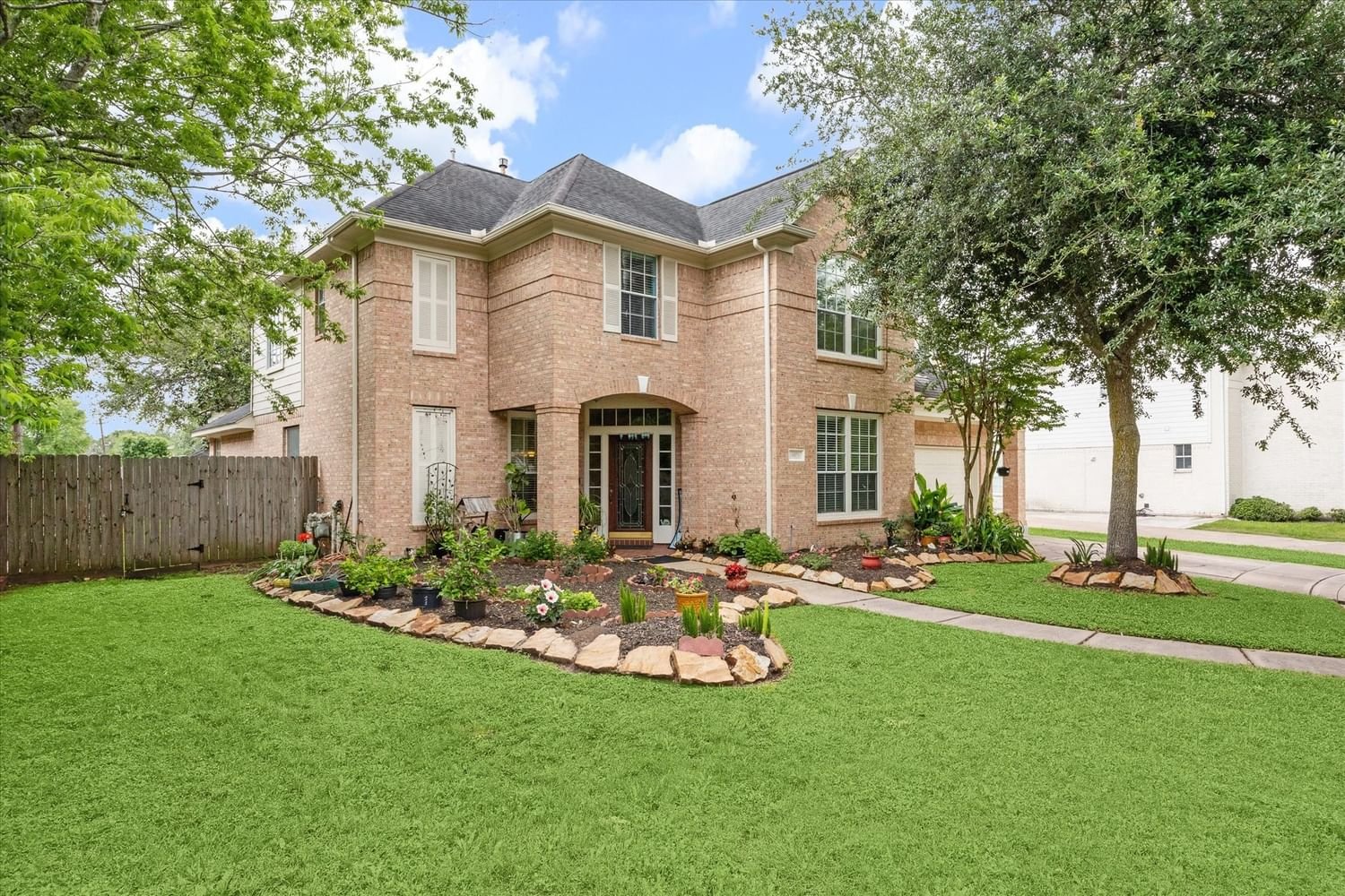 Real estate property located at 4103 Oak Blossom, Harris, Pine Brook Sec 10, Houston, TX, US