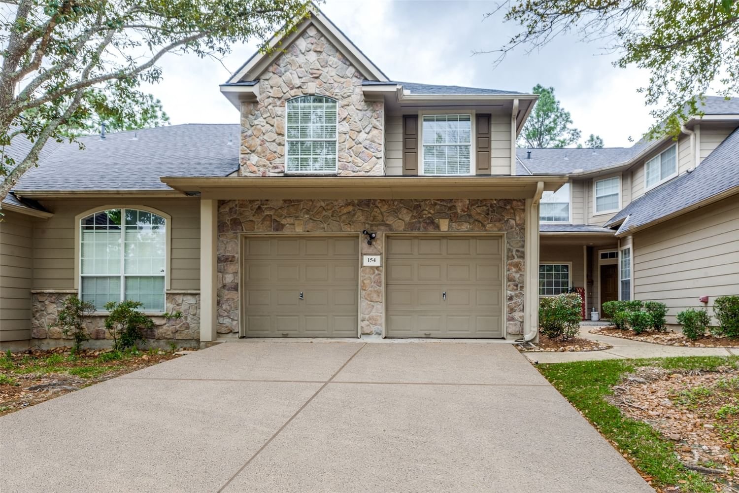 Real estate property located at 154 Valley Oaks, Montgomery, Wdlnds Village Alden Br 51, Spring, TX, US