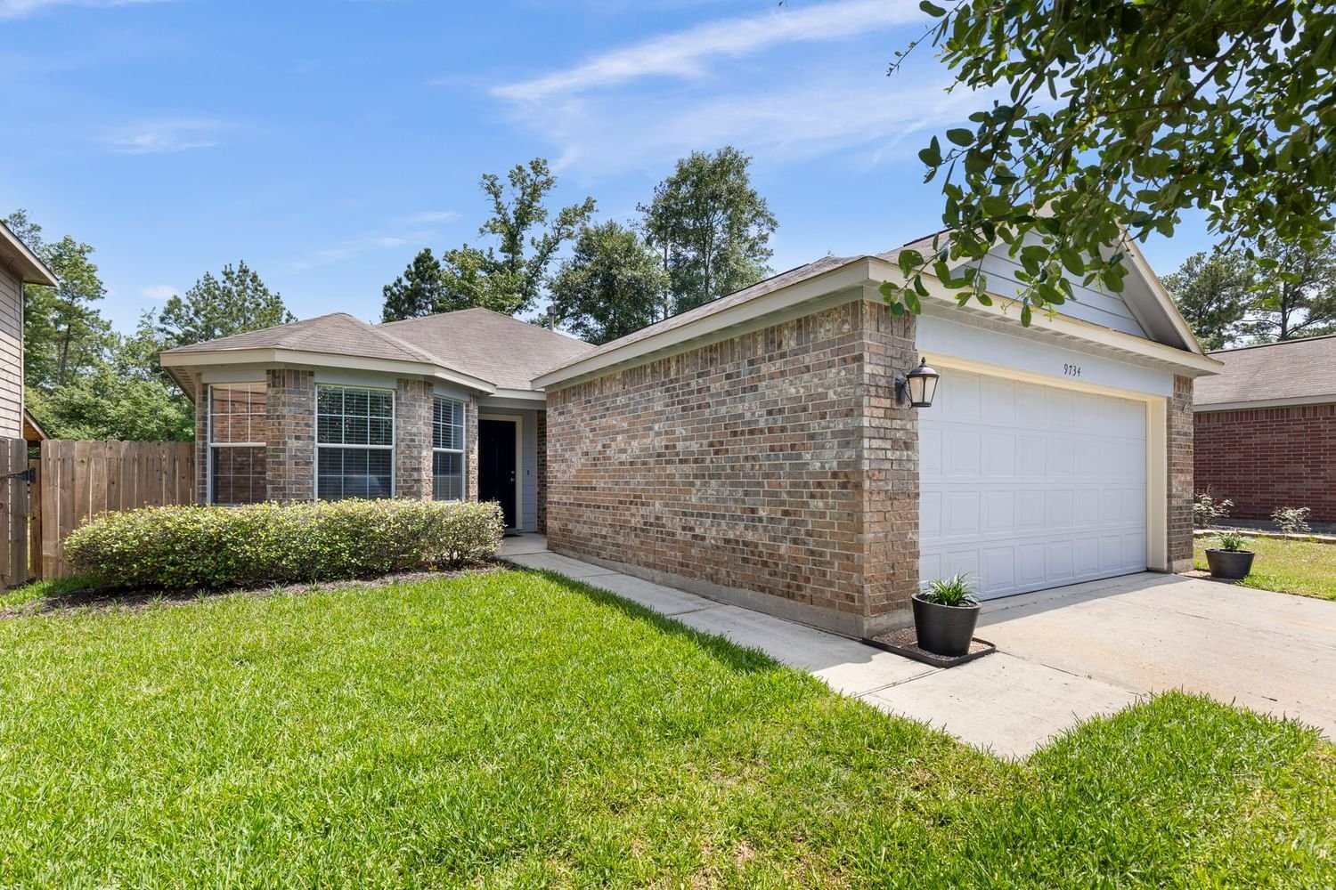 Real estate property located at 9734 Gulfstream, Montgomery, Sterling Place 01, Conroe, TX, US